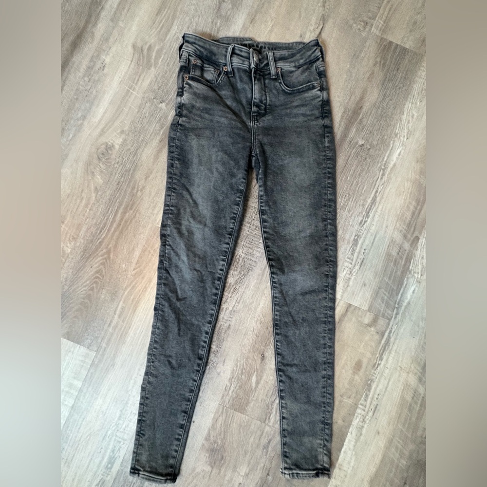 American Eagle, soft, High-Rise Black Women's Skinny Jeans Size 2